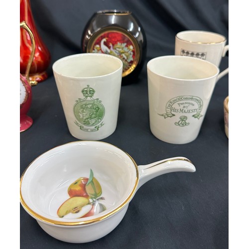 176 - Selection of vintage porcelain items to include a pair of Royal Doulton His Majesty The Kings Corona... 