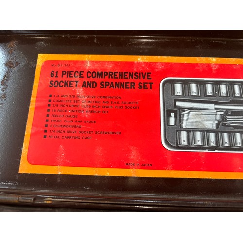 18 - 61 Piece Comprehensive socket and spanner set