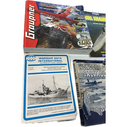 164 - Selection of vehicle books to include ' Racing Sailboats', ' Monster Trucks' etc