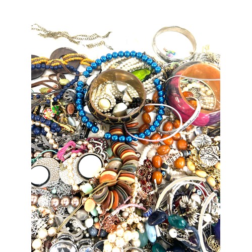 447 - Large selection of 5KG assorted costume jewellery