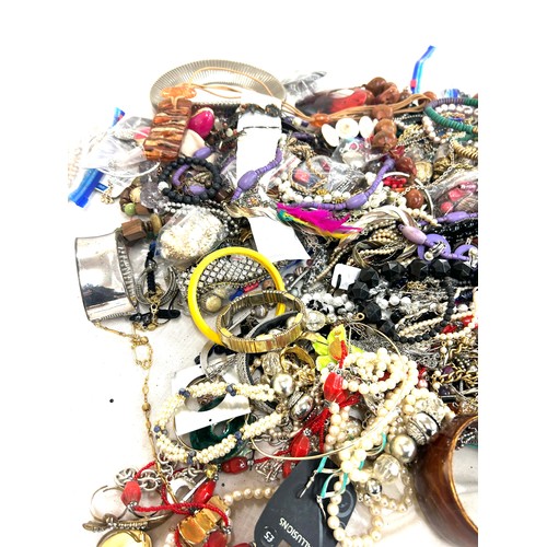 444 - Large selection of 5KG assorted costume jewellery