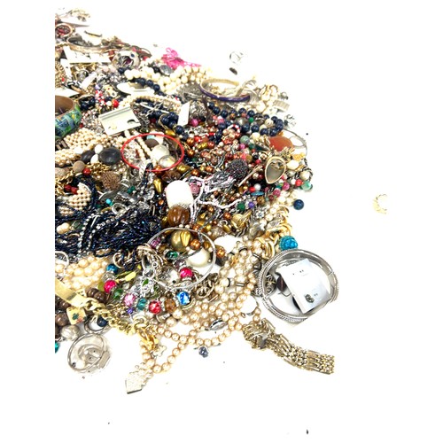 448 - Large selection of 5KG assorted costume jewellery