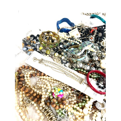 445 - Large selection of 5KG assorted costume jewellery