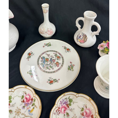 162 - Selection of collectable porcelain miscellaneous to include Royal Doulton, Royal Crown Derby, Ducal,... 