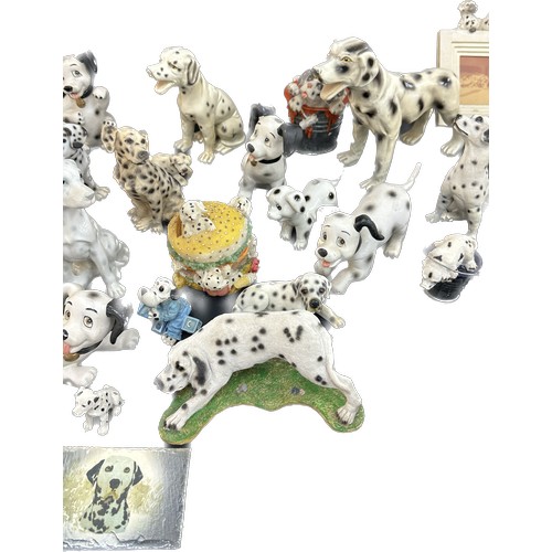 153 - Selection of porcelain 101 Dalmations puppy ornaments