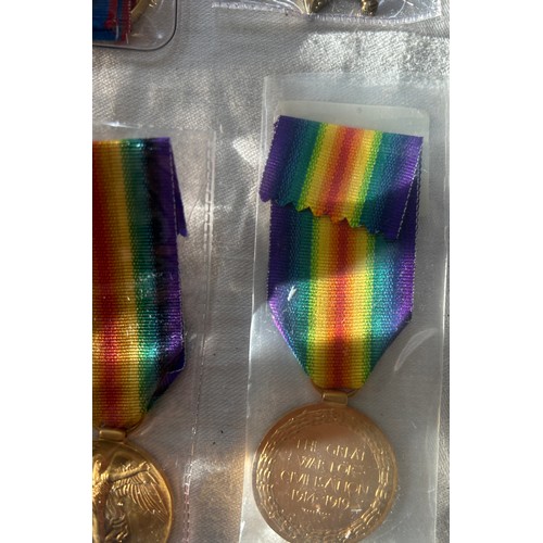 564 - 14 High Quality Copy Full Size medals.  5 Victory Medals, 5 1945-15 Stars, 1 Mercantile Marine and 3... 