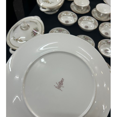 207 - Vintage Royal Doulton Alton 6 place dinner set to include two lidded tureens, dinner plates, gravy b... 