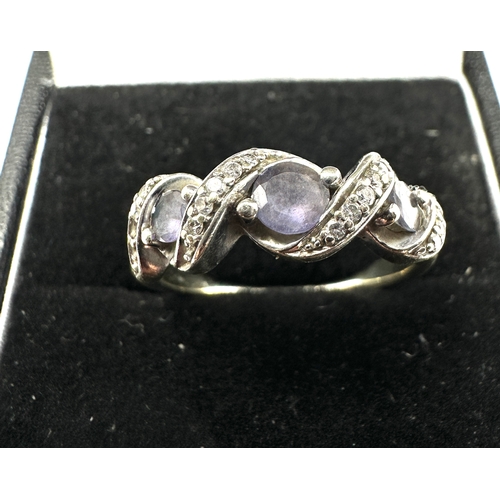 382 - Vintage 9ct white gold amethyst & diamond ring weight 3.2g