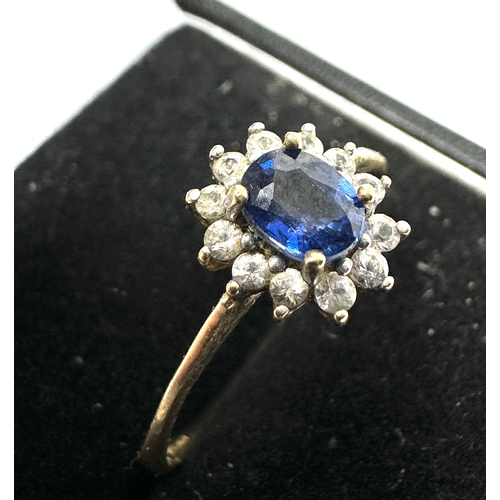 384 - Vintage 9ct gold blue & white gemstone ring weight 1.6g