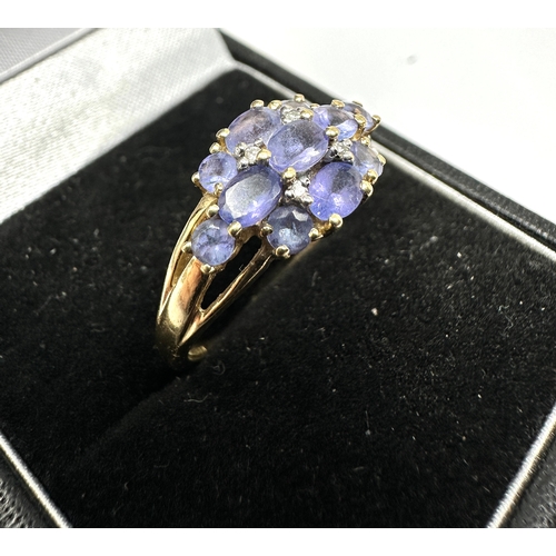 387 - Vintage 9ct gold tanzanite ring weight 2.5g