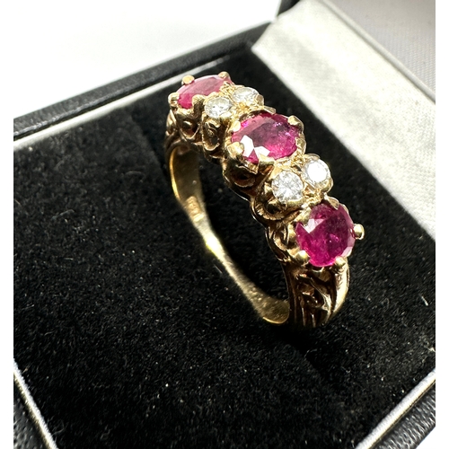 389 - Vintage 9ct gold ruby diamond ring weight 4g