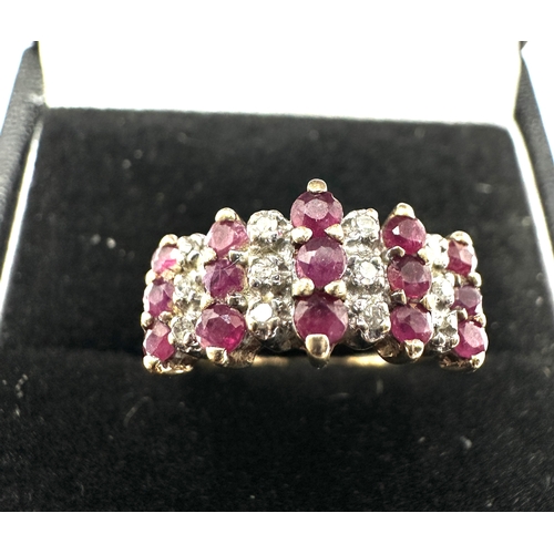 391 - Vintage 9ct gold ruby & diamond ring weight 2g