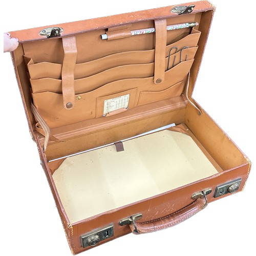 74 - Vintage leather attache case with various compartments