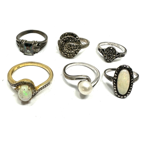 184 - 67 vintage silver & stone set rings