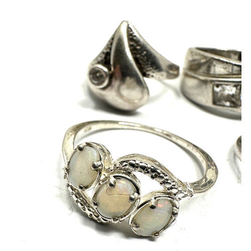 189 - 4 vintage silver stone set rings