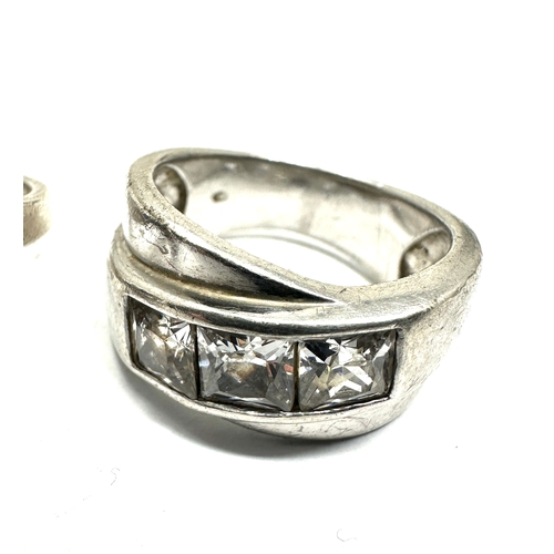 189 - 4 vintage silver stone set rings