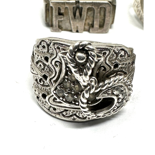 190 - 4 Vintage chunky silver rings weight 46g