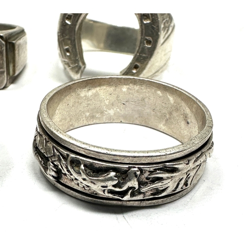 190 - 4 Vintage chunky silver rings weight 46g