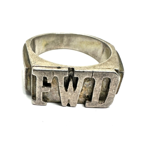 190 - 4 Vintage chunky silver rings weight 46g