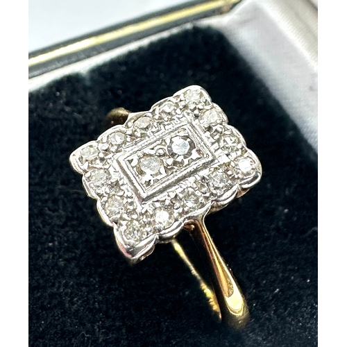 485 - Vintage 18ct gold diamond ring weight 3.2g