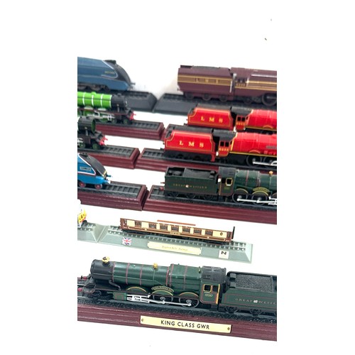 135 - Selection of various Atlas Edition Locomotives to include Flying Scotchsman, Mallard and King class ... 