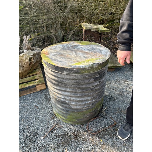 99Q - Large metal out door burning bin