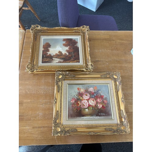 11 - Two vintage gilt framed oil paintings measures approximately 15 inches by 13 inches