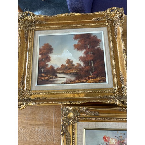 11 - Two vintage gilt framed oil paintings measures approximately 15 inches by 13 inches