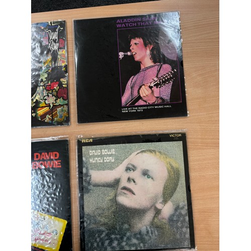 43 - Selection of David Bowie records to includes Hunky Dory, Tonight, Lost in our vaults, Absolute begin... 