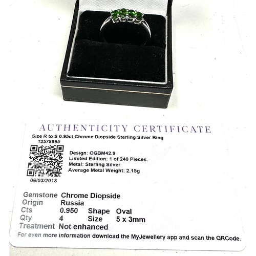 237 - Gemporia Diopside Ring in Sterling Silver 0.95ct with c.o.a