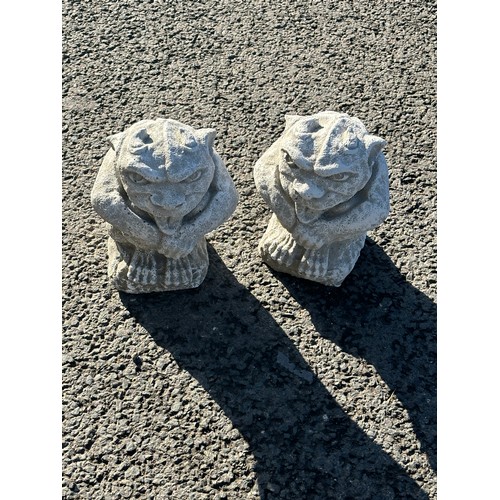 100E - Pair of small concrete griffins, approximate height 10 inches