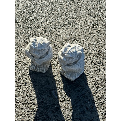 100E - Pair of small concrete griffins, approximate height 10 inches