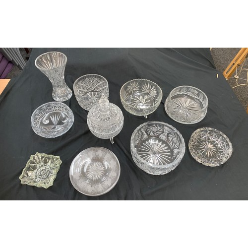 106 - Large selection of vintage heavy glass ware