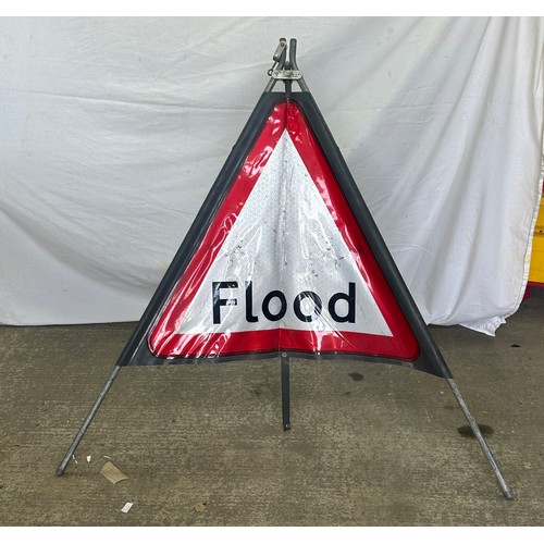 100 - Large folding flood warning sign overall measurements approximately 4 foot tall