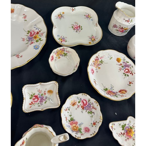 105 - Selection of vintage Royal Crown Derby Poises Pattern items to include vases, plates, jugs etc