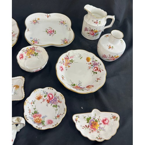 105 - Selection of vintage Royal Crown Derby Poises Pattern items to include vases, plates, jugs etc