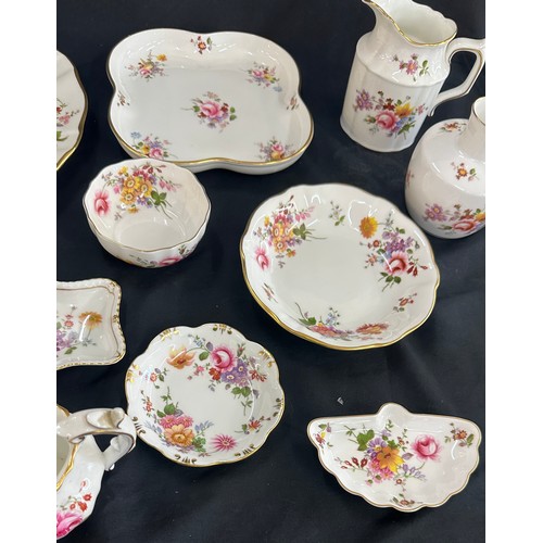 105 - Selection of vintage Royal Crown Derby Poises Pattern items to include vases, plates, jugs etc