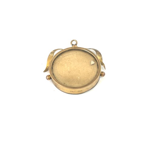 451 - 9ct gold open face locket pendant, total weight 3 grams