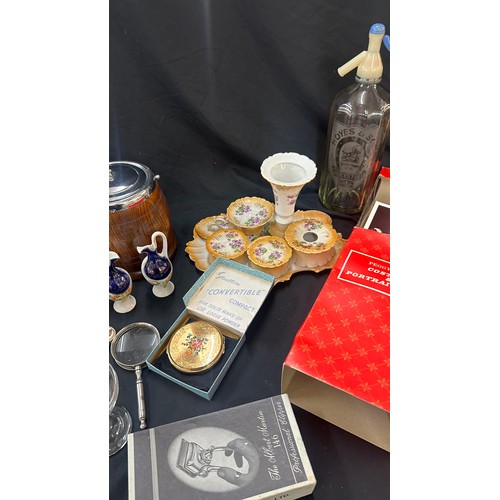 201 - Selection of assorted vintage and later miscellaneous to include ' Country Artists Spring of Life' f... 