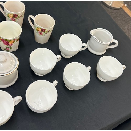 164 - Selection of vintage bone china to include plates, cups, cruet set etc