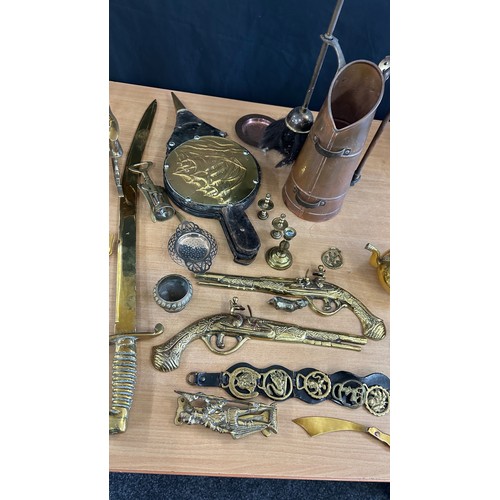 163 - Selection of vintage brass and copper ware to include warming pans, kettles, brass ladies