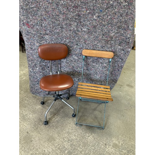 284 - Two retro style chairs