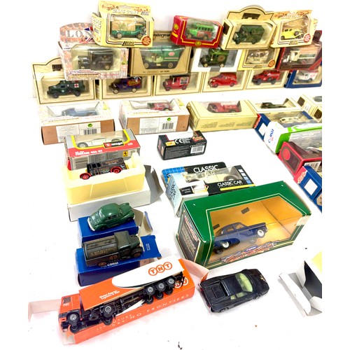 194 - Selection of boxed advertising cars to include makers, Days gone, Lledo etc