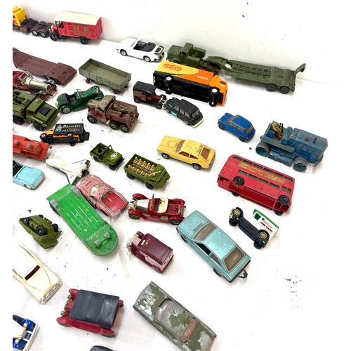 170 - Selection of diecast cars to include makers Corgi, Days gone, matchbox etc