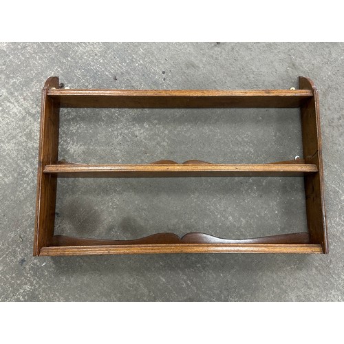 264 - Oak wall hanging plate rack