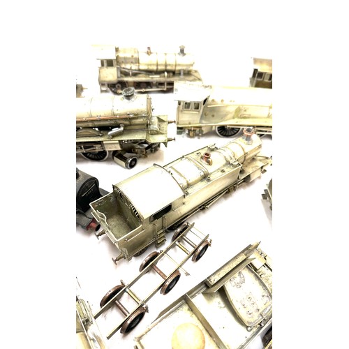118 - Large selection of metal trains, some with engines, mostly shells, carriages etc