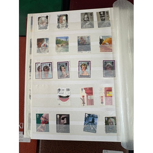 117 - 11 stamp albums with various assorted vintage and later stamps