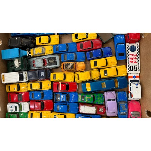 114 - Selection of vintage die cast cars