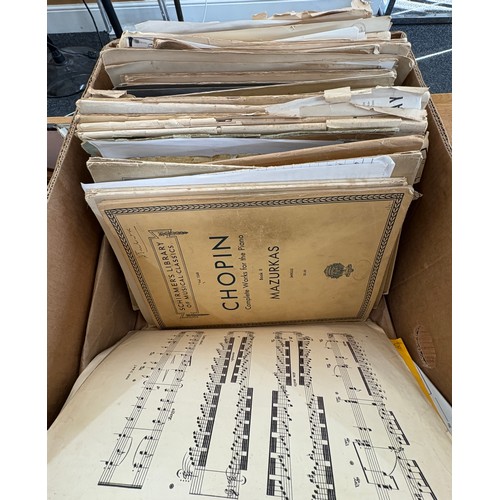 134 - Selection of vintage music sheets and books
