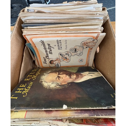 134 - Selection of vintage music sheets and books